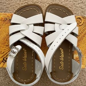 Salt Water Sandals (Toddler Girl Size 10)